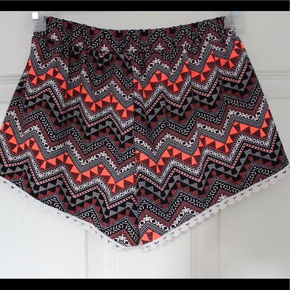 Girls Flowy Summer Shorts!🌺 - Picture 2 of 2